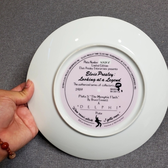 Delphi Elvis Presley 1989 "The Memphis Flash" Collectors Plate - Picture 2 of 2